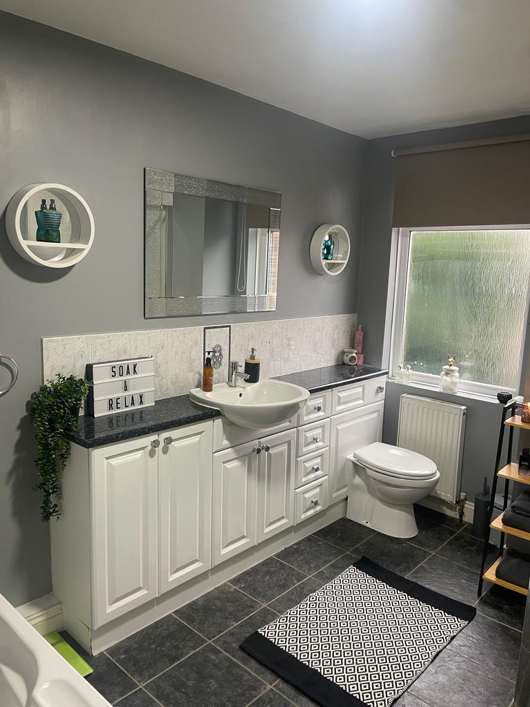 Bathroom (1)
