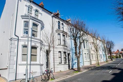 1 bedroom ground floor flat to rent, 23 Egremont Place, Brighton BN2