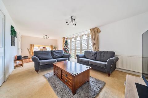 4 bedroom end of terrace house for sale, Church Road, Faversham, ME13