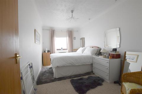 1 bedroom retirement property for sale, Marina, Bexhill-On-Sea