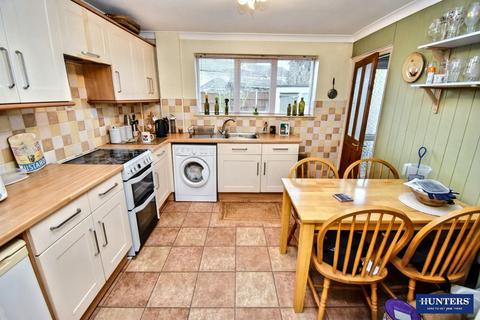 3 bedroom end of terrace house for sale, Tovey Crescent, Leicester