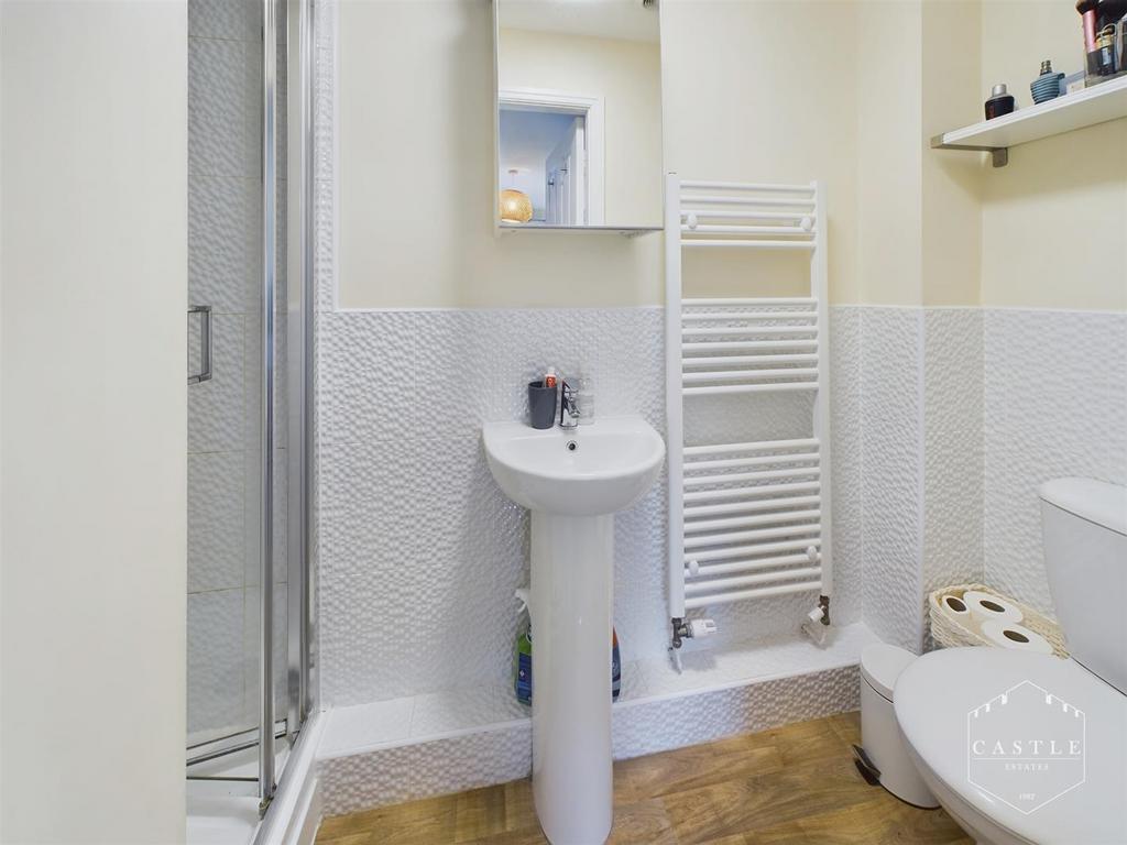 Ensuite shower room