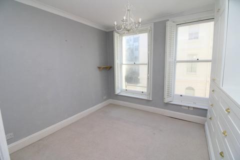 1 bedroom flat for sale, Adelaide Mansions, Hove,