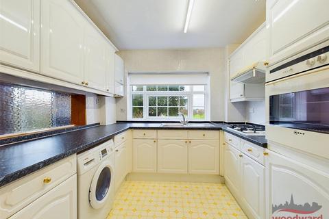 3 bedroom apartment for sale, Lower Road, Harrow