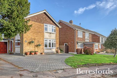 4 bedroom detached house for sale, Lodge Road, Writtle, CM1