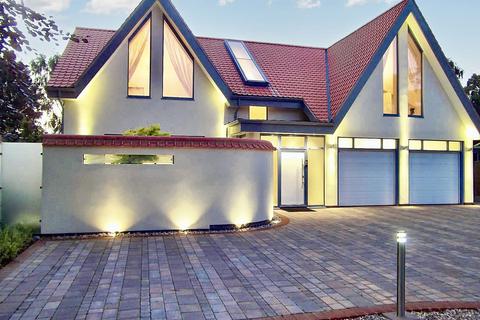 4 bedroom detached house for sale, Airdale Road, Stone, ST15