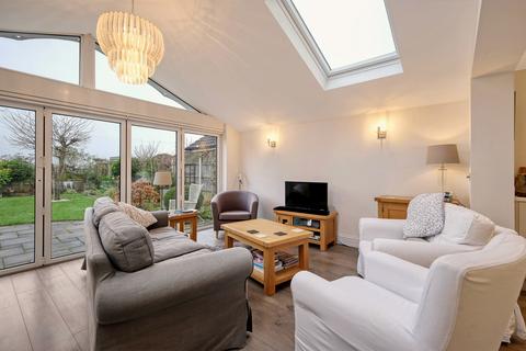 4 bedroom detached house for sale, The Street, High Easter, CM1