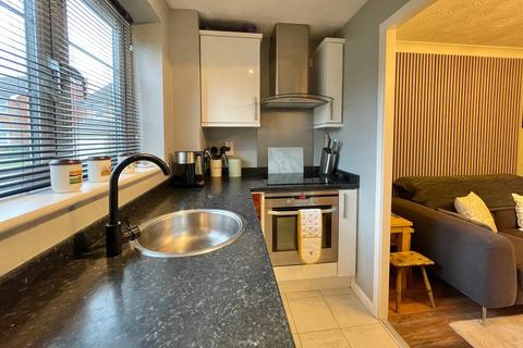 1 bedroom end of terrace house for sale, Southern Way, FARNBOROUGH GU14