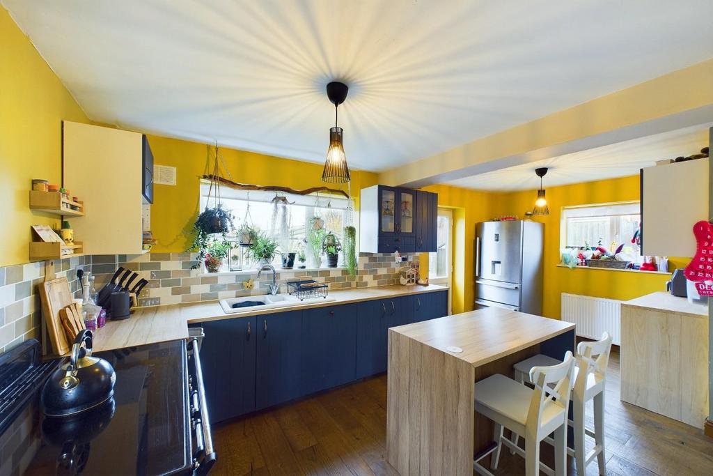 Kitchen (House(