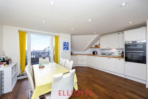 2 bedroom apartment for sale, Petworth House, Davigdor Road, Hove