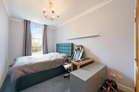 Flat 1, Crossness House Grove Close, Epsom, KT19 7NN