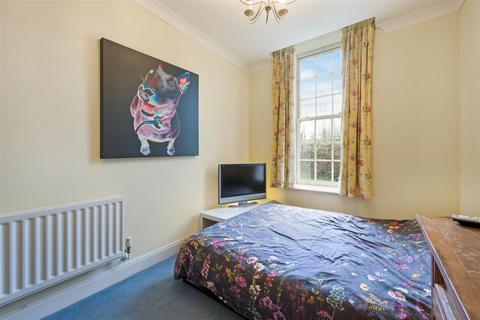 Flat 1, Crossness House Grove Close, Epsom, KT19 7NN