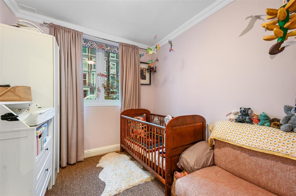 Elsham Road - Bedroom B3 (1).JPG