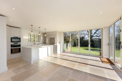 5 bedroom detached house for sale, Burnham Avenue, Beaconsfield, Buckinghamshire, HP9