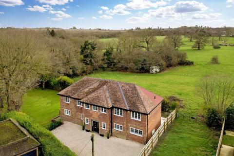 5 bedroom detached house for sale, Burnham Avenue, Beaconsfield, Buckinghamshire, HP9