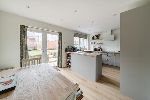 3 bedroom semi-detached house for sale, Mandarin Way, Gloucestershire GL50