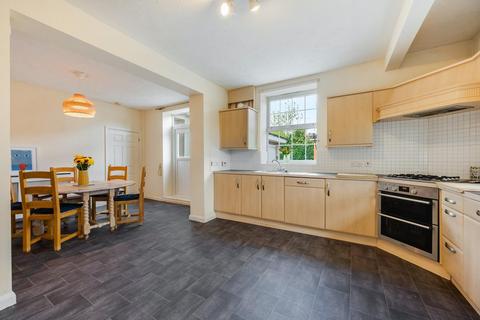 4 bedroom detached house for sale, Wakefield Road, Leeds LS26