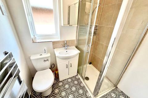 1 bedroom maisonette for sale, The Drive, Rochford, Essex, SS4