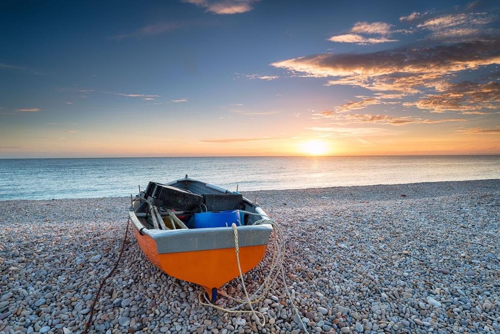 23 Chesil Boat