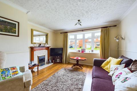 1 bedroom flat for sale, Barbrook Drive, Brierley Hill, DY5 3PZ