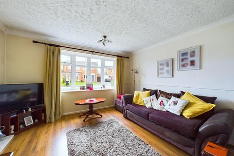 1 bedroom flat for sale, Barbrook Drive, Brierley Hill, DY5 3PZ