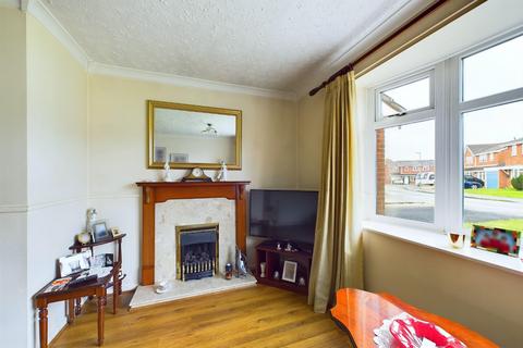 1 bedroom flat for sale, Barbrook Drive, Brierley Hill, DY5 3PZ