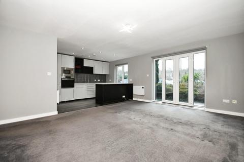 2 bedroom flat for sale, Tapton Lock Hill, Tapton, Chesterfield, S41 7GF