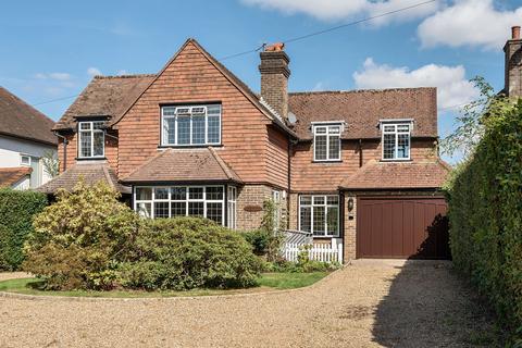 4 bedroom detached house for sale, Doctors Lane, Caterham CR3