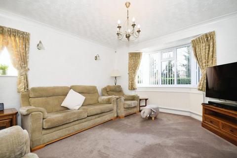 4 bedroom detached house for sale, Ashgate Valley Road, Ashgate, Chesterfield, S40 4AX