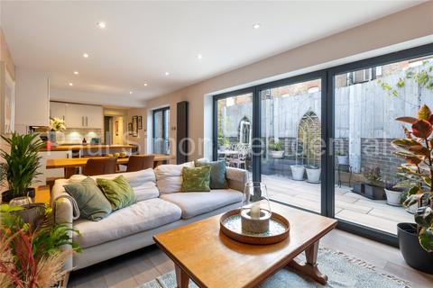 2 bedroom apartment for sale, Atterbury Road, Harringay, London, N4