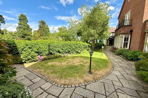 1 bedroom coach house for sale, Guys Common, Dunchurch, CV22 6NQ.