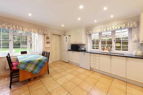 5 bedroom detached house for sale, Burgess Wood Road South, Beaconsfield, Buckinghamshire, HP9