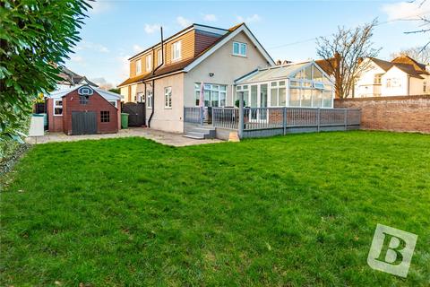 4 bedroom detached house for sale, Grosvenor Gardens, Upminster, RM14