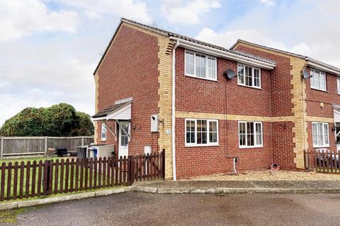 2 bedroom end of terrace house for sale, Harrier Way, Beck Row IP28