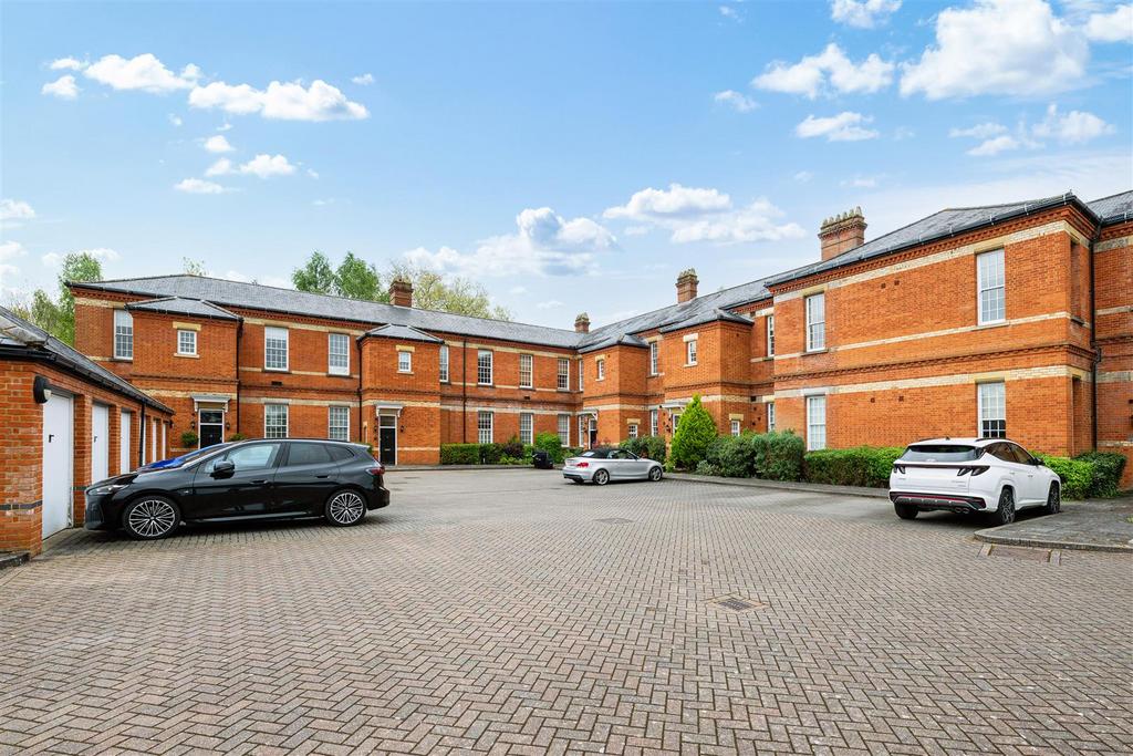 HARVEY COURT, 17- (2).jpg