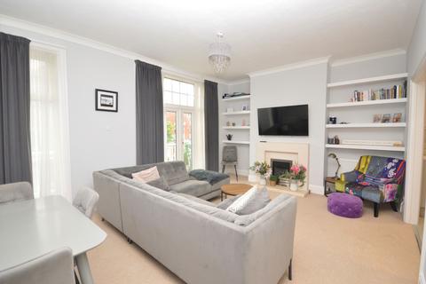 2 bedroom apartment for sale, Douglas Avenue, Hythe CT21