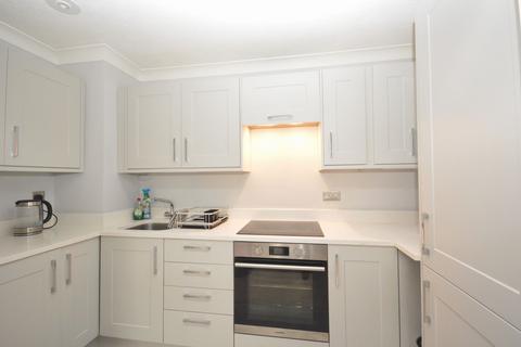 2 bedroom apartment for sale, Douglas Avenue, Hythe CT21