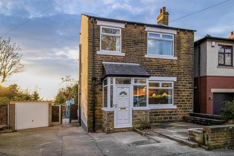 3 bedroom detached house for sale, Heaton Avenue, Dewsbury WF12