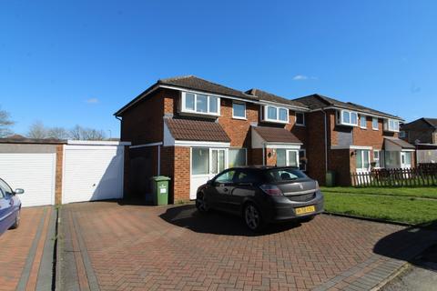 3 bedroom end of terrace house for sale, Cypress, Newport Pagnell