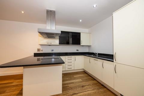 2 bedroom flat for sale, New Dover Road, The Mews Apartments, CT1