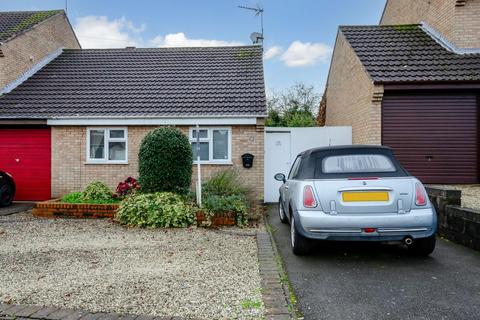 2 bedroom semi-detached bungalow for sale, Woodbank, Burbage, Hinckley