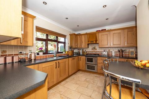 5 bedroom detached house for sale, Briar Close, Aylesham, CT3