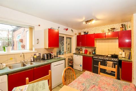 3 bedroom terraced house for sale, Woodcock Street, Wakefield WF1