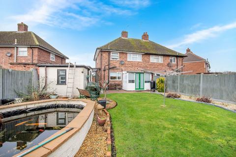 3 bedroom semi-detached house for sale, Sandringham Road, Retford DN22