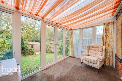 11 Clayshotts Drive, Witham, CM8 1XQ