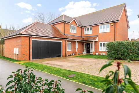 4 bedroom detached house for sale, Bowlers End, Hitchin, Hertfordshire, SG5