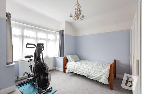 17 Allenby Drive, Hornchurch, RM11 3SA