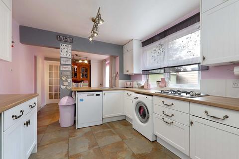 4 bedroom semi-detached house for sale, Cores End Road, Bourne End, Buckinghamshire, SL8