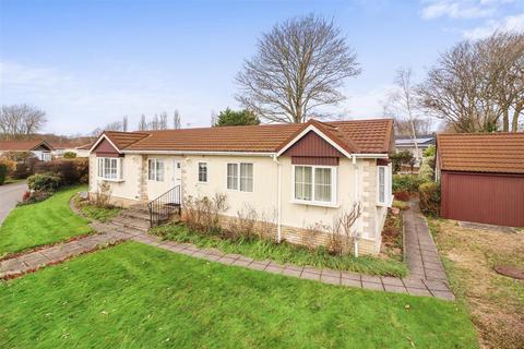 3 bedroom park home for sale, Deanland Wood Park, Golden Cross, Hailsham