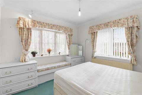 3 bedroom park home for sale, Deanland Wood Park, Golden Cross, Hailsham